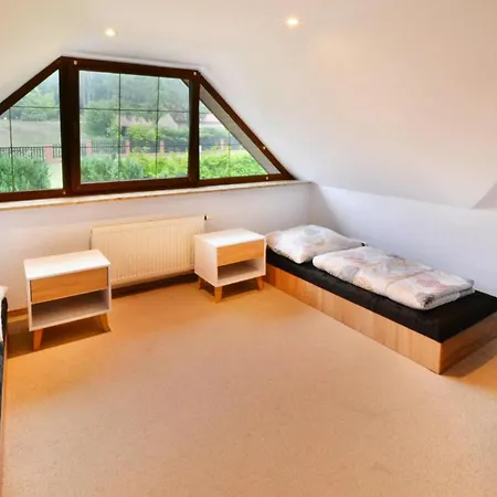Comfortable, Large With A Garden * Zegocino
